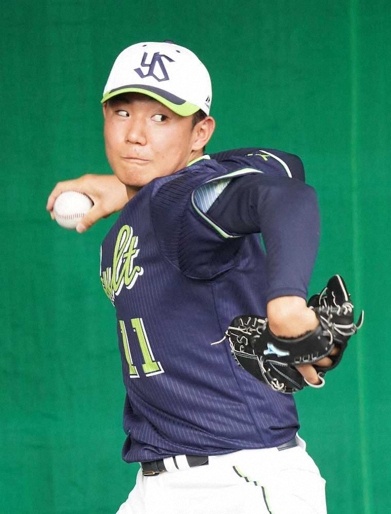【画像・写真】ヤクルト・奥川、5度目ブルペンで高津監督から高評価「キャンプに入って一番よかった」