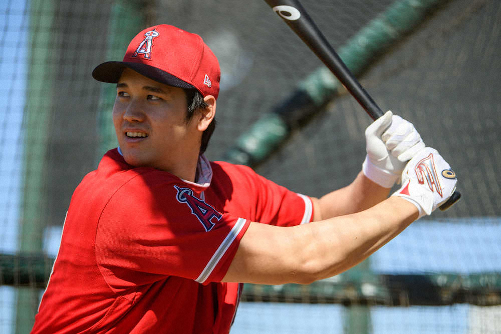 【画像・写真】エンゼルス・大谷　今季初居残り屋外フリー打撃　新フォームで右翼後方へ特大弾