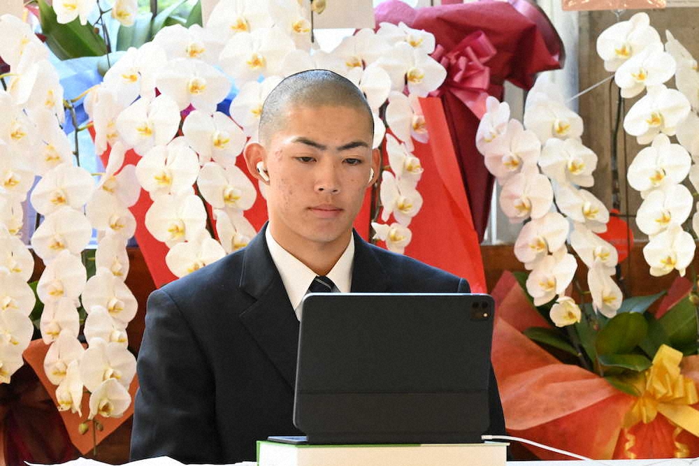 【画像・写真】東海大菅生、聖カタリナ学園と対戦　栄主将「日本一しか見えていない」