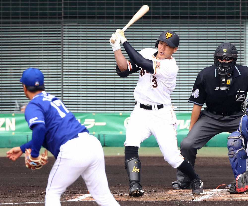 【画像・写真】巨人・新1、2番コンビ「カジサカ」躍動　原監督、2安打梶谷は「勇人にも、丸にも大きな刺激」