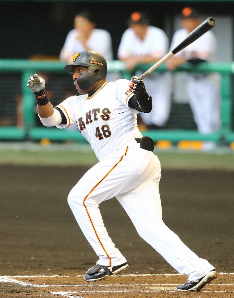 【画像・写真】巨人・ウィーラー　「4番・左翼」で先発、2打席連続適時打