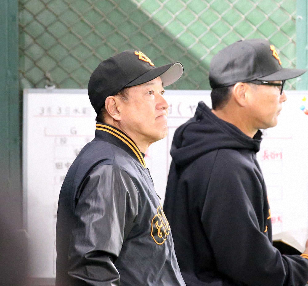【画像・写真】巨人・原監督が流れ変えたプレー指摘　チャンスで「2つ出たというところに1点で終わった」