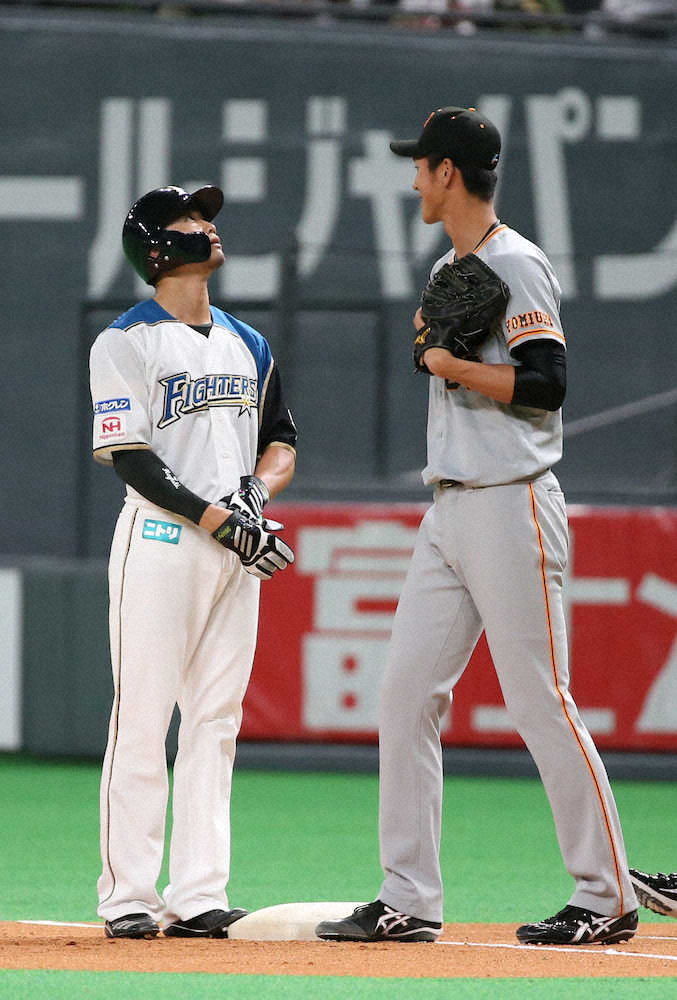 【画像・写真】巨人ドラ5・秋広　4打席連続三振後にオープン戦初安打　日本ハム戦に9番・一塁で先発出場