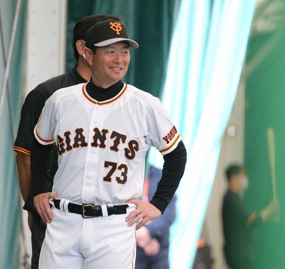【画像・写真】巨人・桑田コーチ就任後初　試合中マウンドへ　宮本コーチ「色々経験すると言うこと」