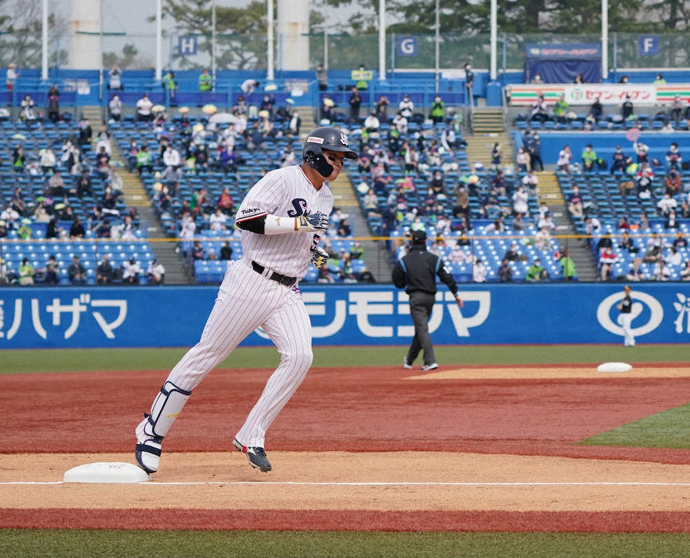 【画像・写真】ヤクルト・村上2戦連発　高津監督信頼「しっかりスイングできている」