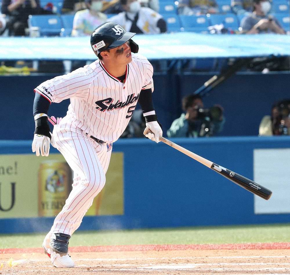 【画像・写真】ヤクルト・浜田　3年目初の開幕スタメン見えた!4号2ラン含むマルチ安打「自分のスイングができてます」
