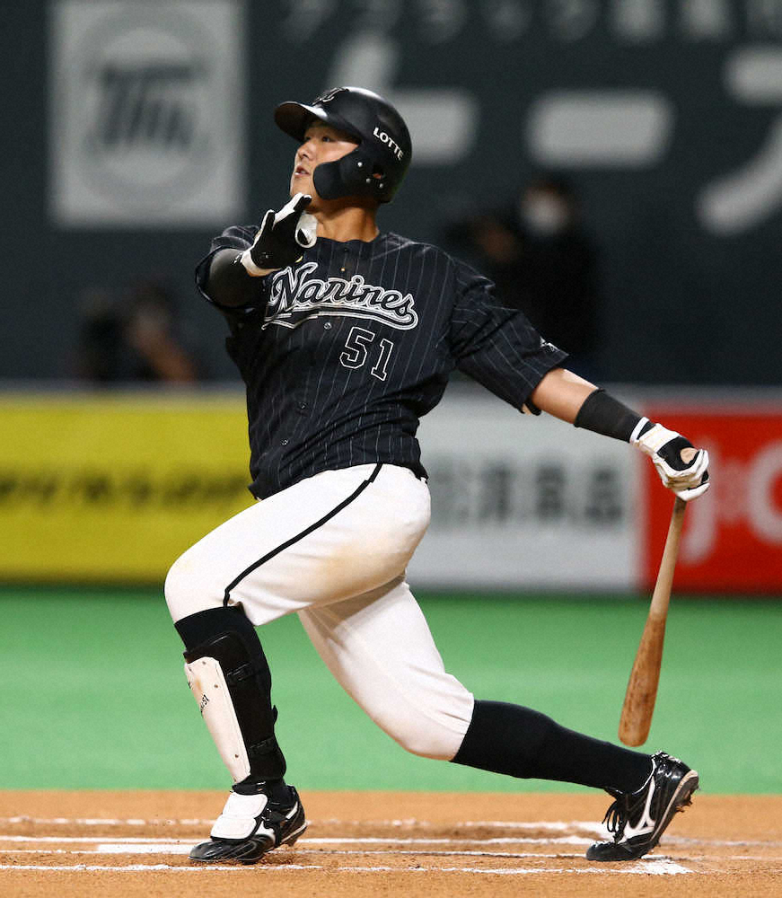 【画像・写真】ロッテ・山口、納得の2号　試合後に一句「まだ寒い、北の大地で僕熱い！」