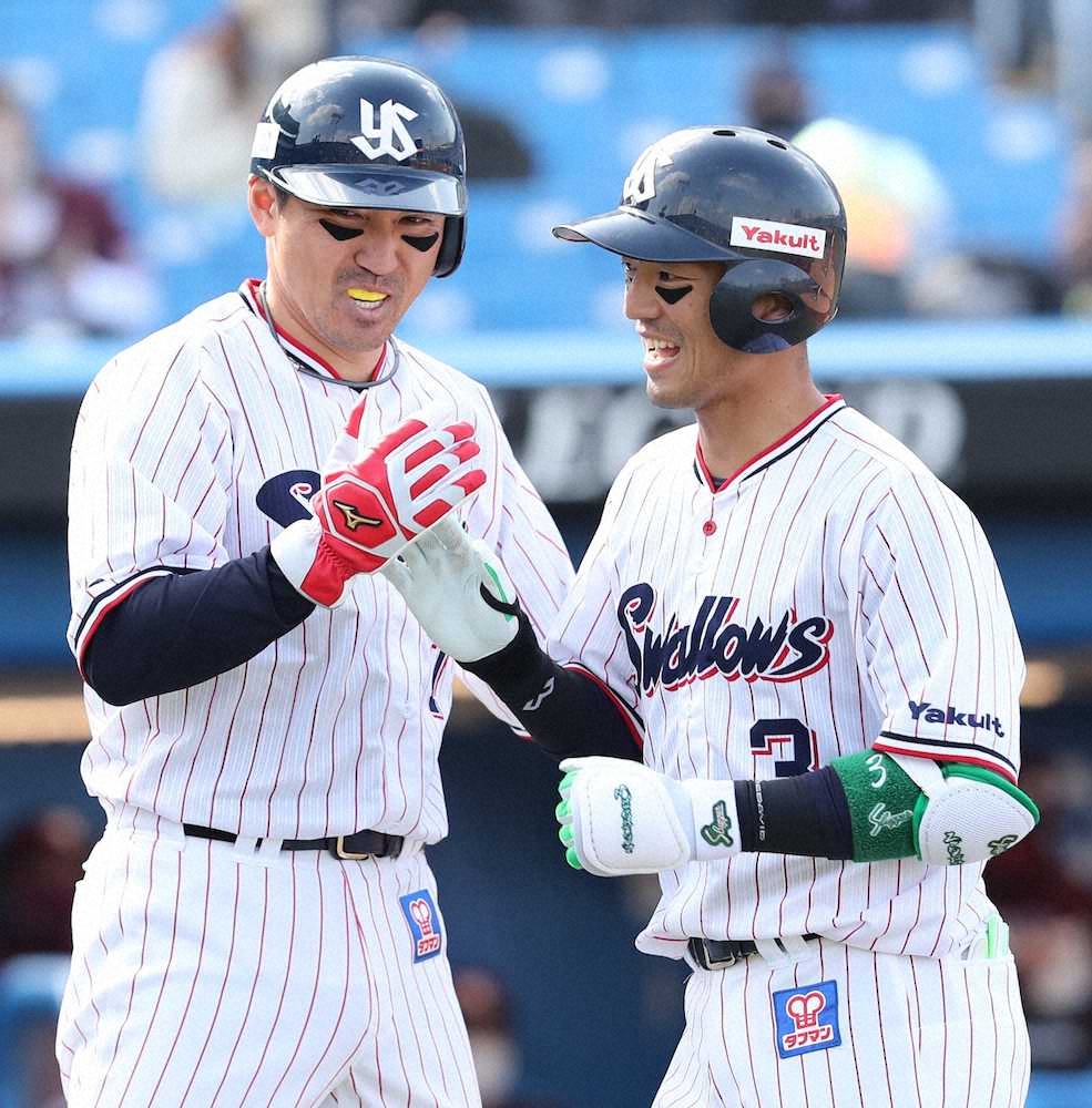 【画像・写真】ヤクルト・西浦　開幕スタメンアピールの満塁弾「一発で仕留めることが出来ました」