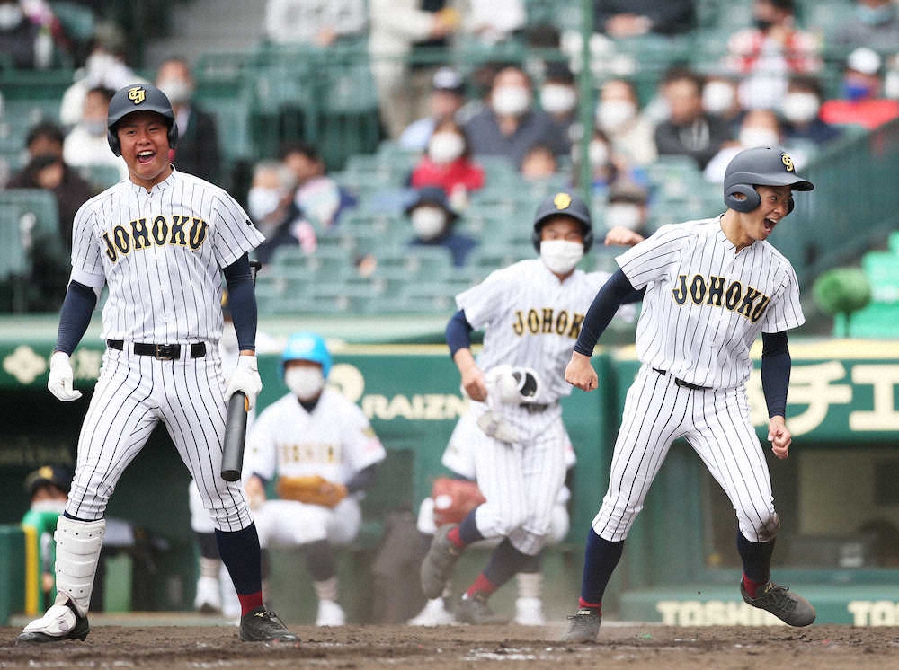 【画像・写真】鳥取城北　逆転で悲願のセンバツ初勝利　エース広田が2失点完投
