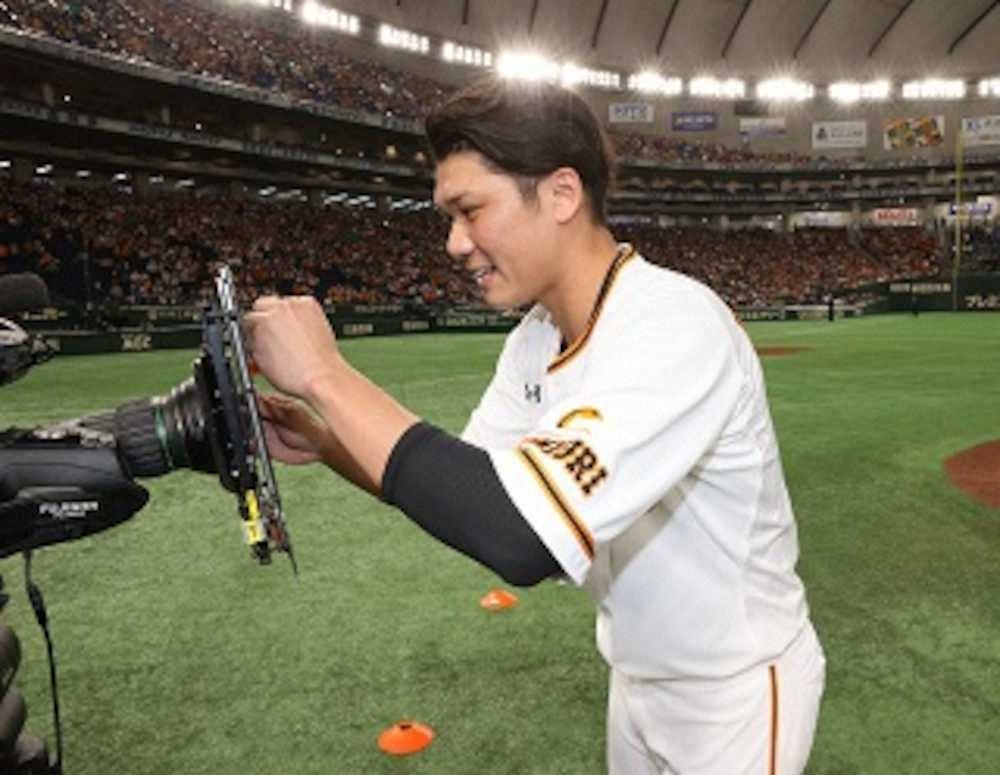 【画像・写真】巨人ヒーロー選手のサインプレート今季もチャリティー出品へ　昨季は47点で計869万5548円