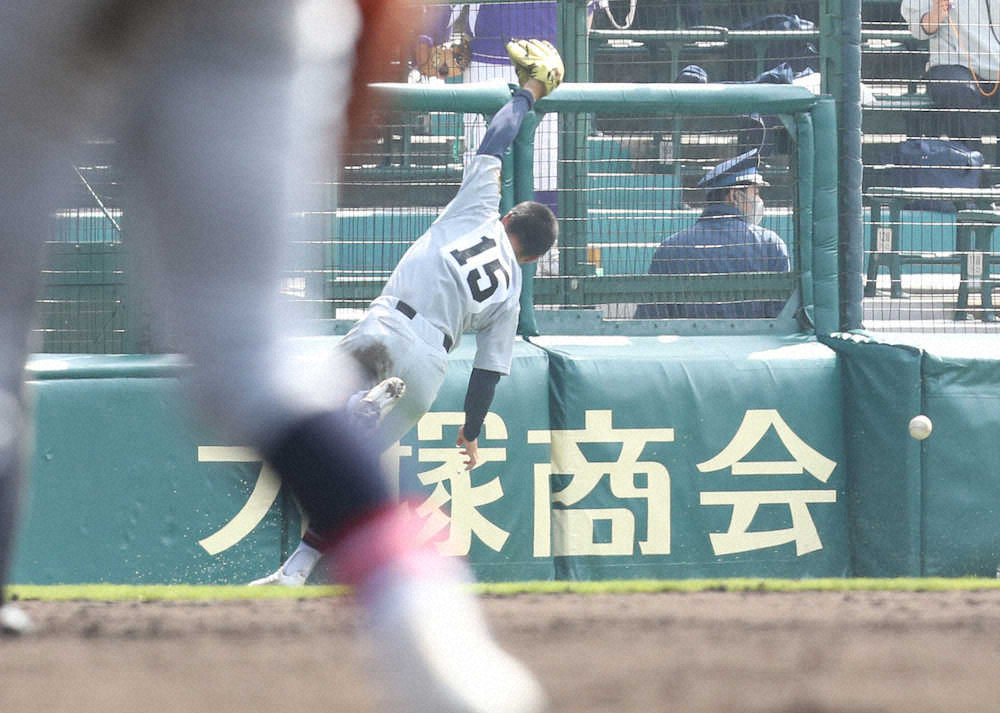 【画像・写真】仙台育英・島貫主将「いいことも悪いことも学んだ。夏に生かしたい」20年ぶり4強ならず