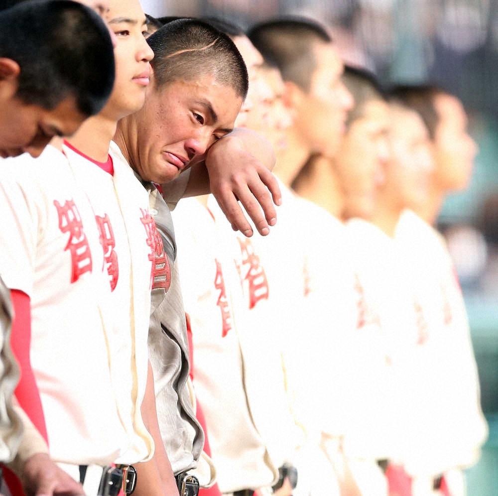 【画像・写真】プロ注目スラッガーが号泣終戦…智弁学園・前川は3度の好機に凡退「みんなに迷惑を」