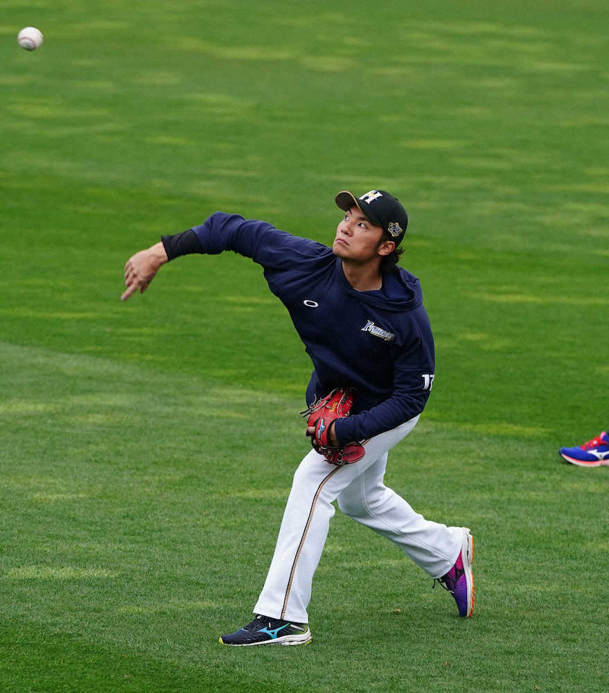 【画像・写真】日本ハム・ドラ1伊藤　観戦証明書配布の31日プロ初先発へ気合