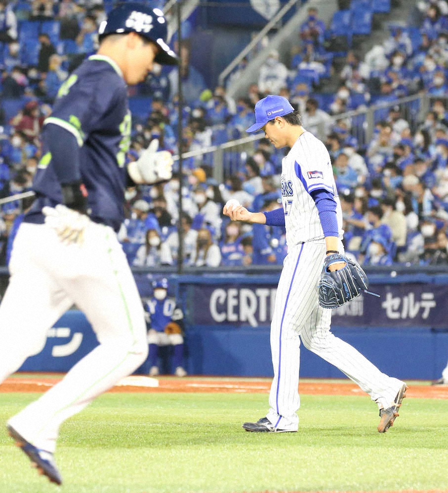 【画像・写真】DeNA・上茶谷　今季初登板初先発も2回5失点KO　初回押し出し四球で先制許し、逆転直後に4失点