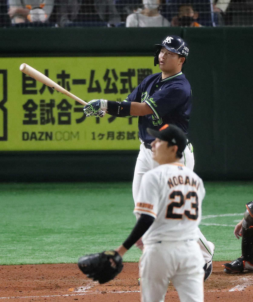 【画像・写真】ヤクルト、投打の主役が躍動!　エース小川「初回から全力」7回2/3無失点　村上が特大先制3号2ラン