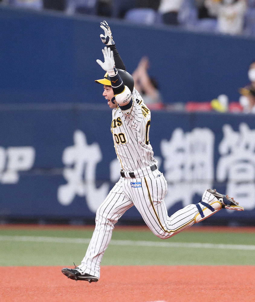 【画像・写真】阪神・山本「タイガースの一員になれた気がして、本当に嬉しいです！」　巨人から新加入で初のサヨナラ打