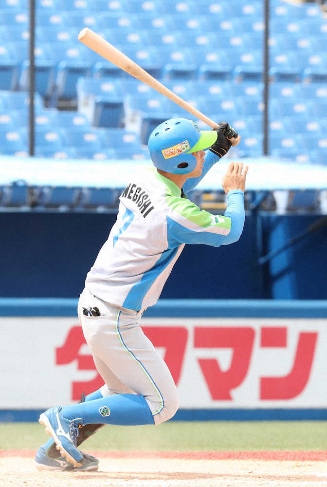 【画像・写真】六大学社会人対抗戦　セガサミー・根岸が代打逆転3ラン「最高の形」