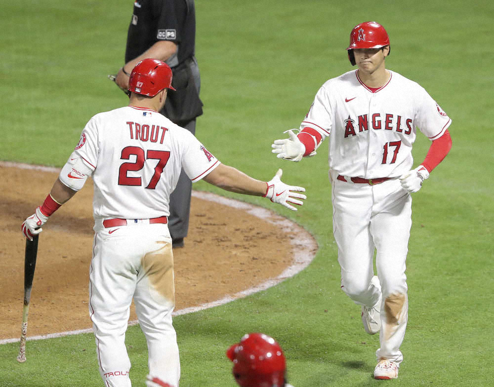 【画像・写真】エンゼルス・大谷1号に松井を見た　日本人最多31発超えへ号砲　今季初安打が最優秀救援腕撃ち