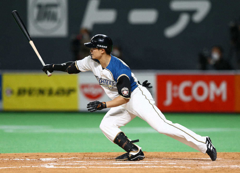【画像・写真】日本ハム・西川　8回のタイムリーで引き分けに持ち込むも…勝てず「レギュラー陣の責任」