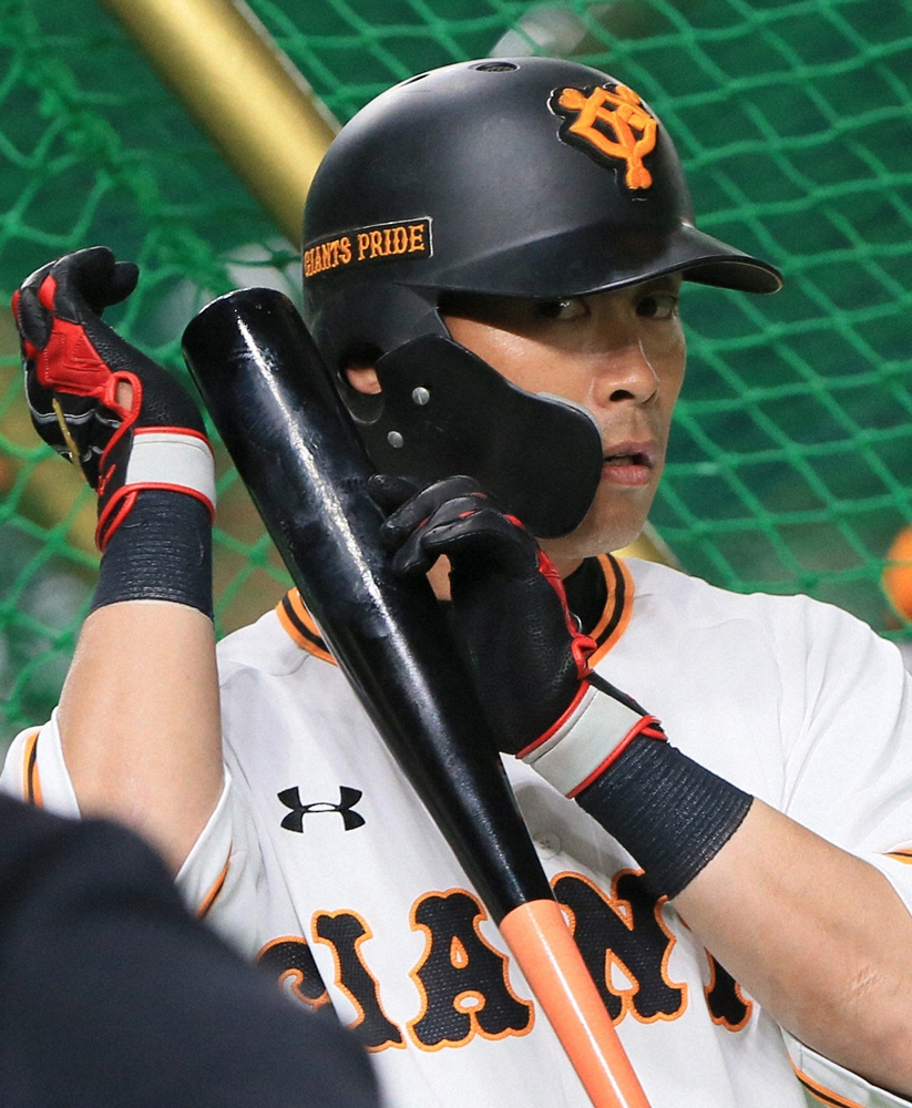 【画像・写真】巨人・亀井ら3選手を再登録、今季初「伝統の一戦」へ　6日阪神戦