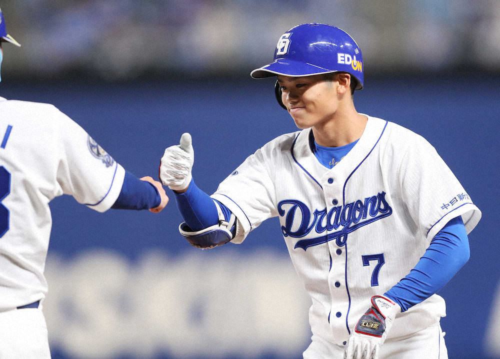 【画像・写真】中日の追加点は根尾のバットだ　5回に中前適時打で勝野をアシスト「しっかり踏み込んで打ちにいきました」
