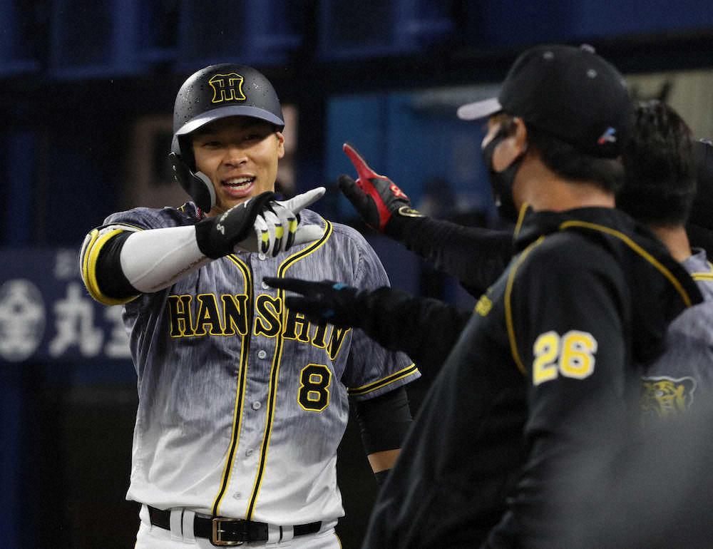 【画像・写真】ゴジラの、筒香の「全盛時」に並んだ　阪神・佐藤輝が「驚愕」140メートル場外弾　