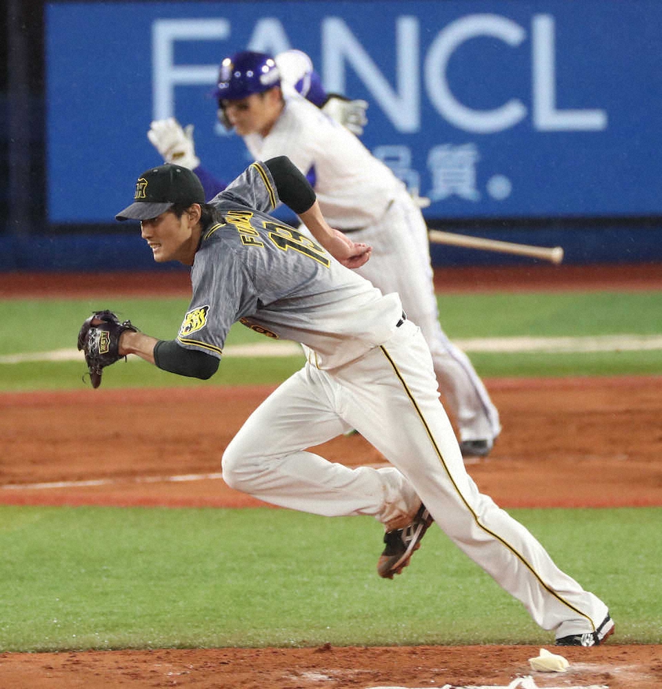 【画像・写真】【内田雅也の追球】“乱れ”を許す境地　ピンチで粘る阪神・藤浪　今季まだ適時打ゼロ