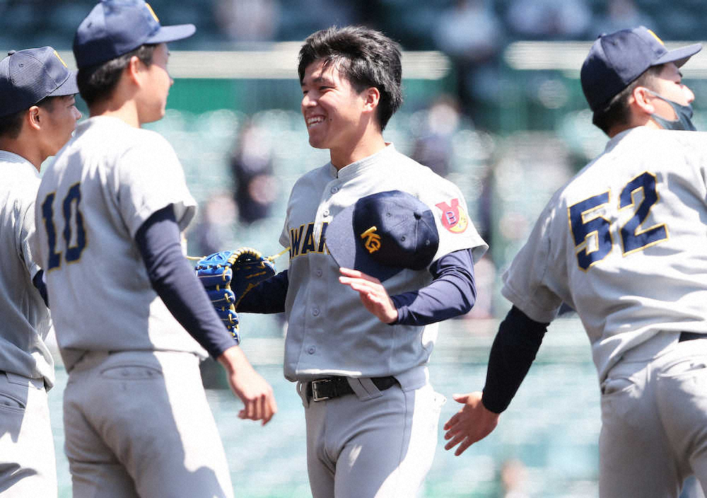 【画像・写真】関学大　伝統の関関戦に先勝　ドラフト候補の黒原が7回零封