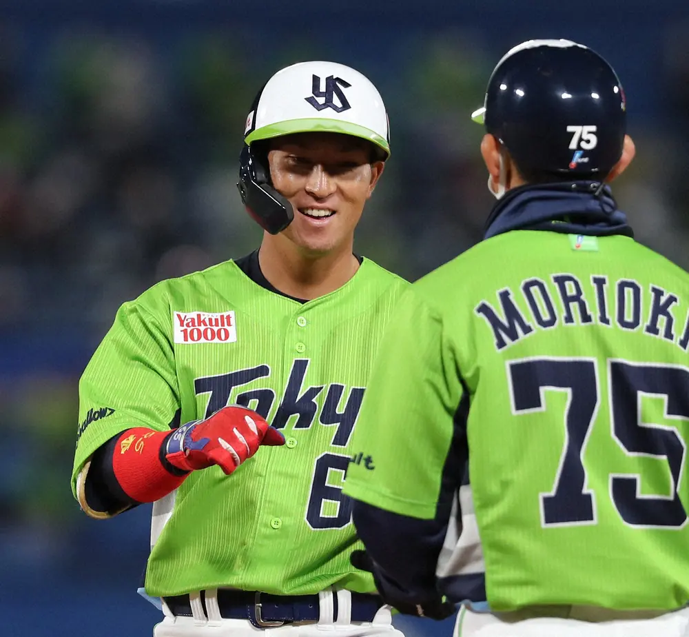 【画像・写真】ヤクルト・松本友　年明けに結婚していた　1歳年下の幼稚園教諭の女性と