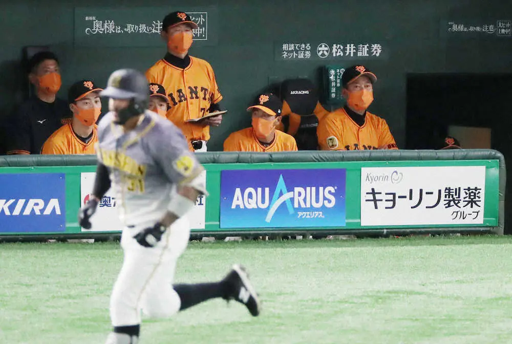 【画像・写真】巨人でも阪神止められず　首位攻防初戦敗れ4ゲーム差　5被弾で大敗