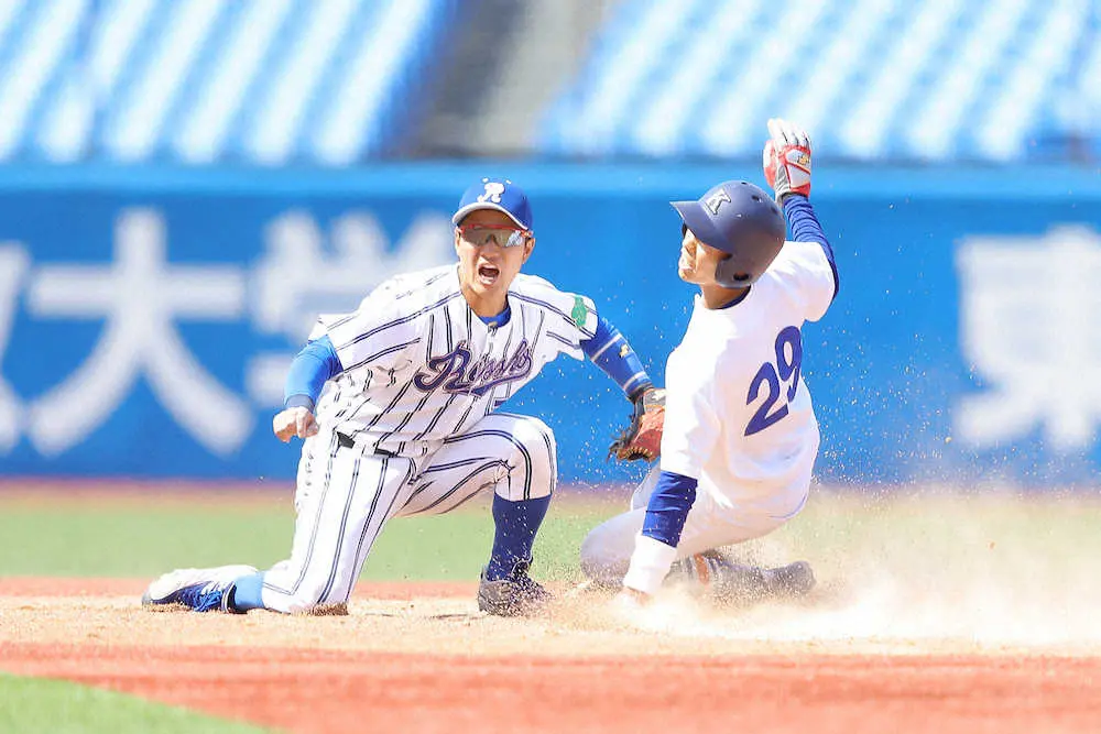 【画像・写真】駒大・浦口　早くも7盗塁でサヨナラ勝ち貢献、OB野村謙二郎のリーグ記録「18」更新狙う