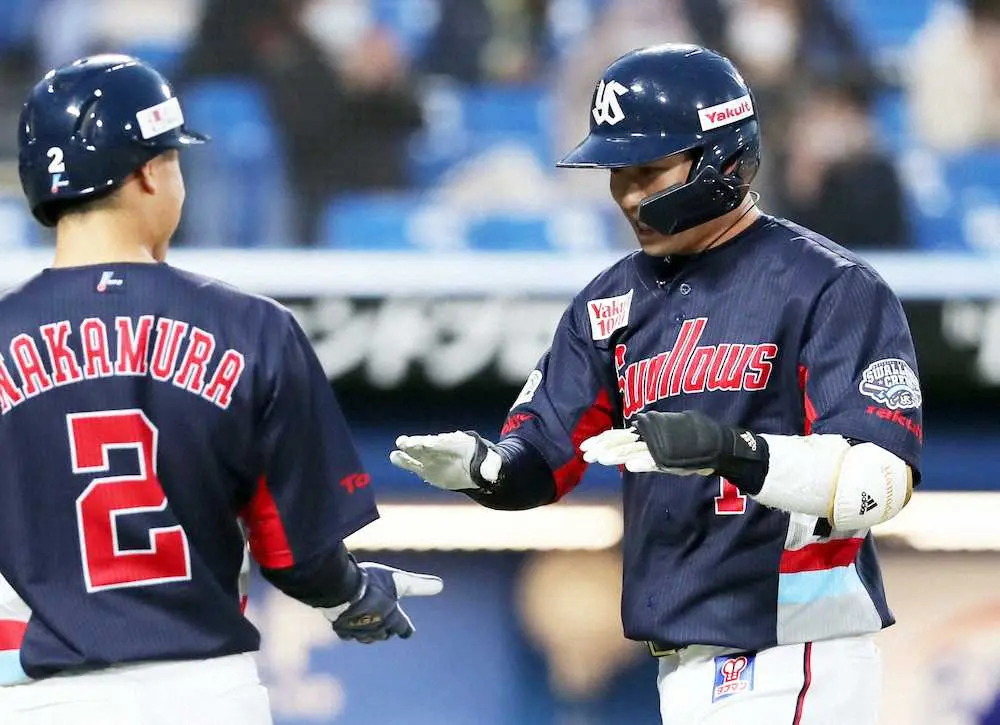 【画像・写真】ヤクルト・山田　2戦連発のリーグ単独トップ8号