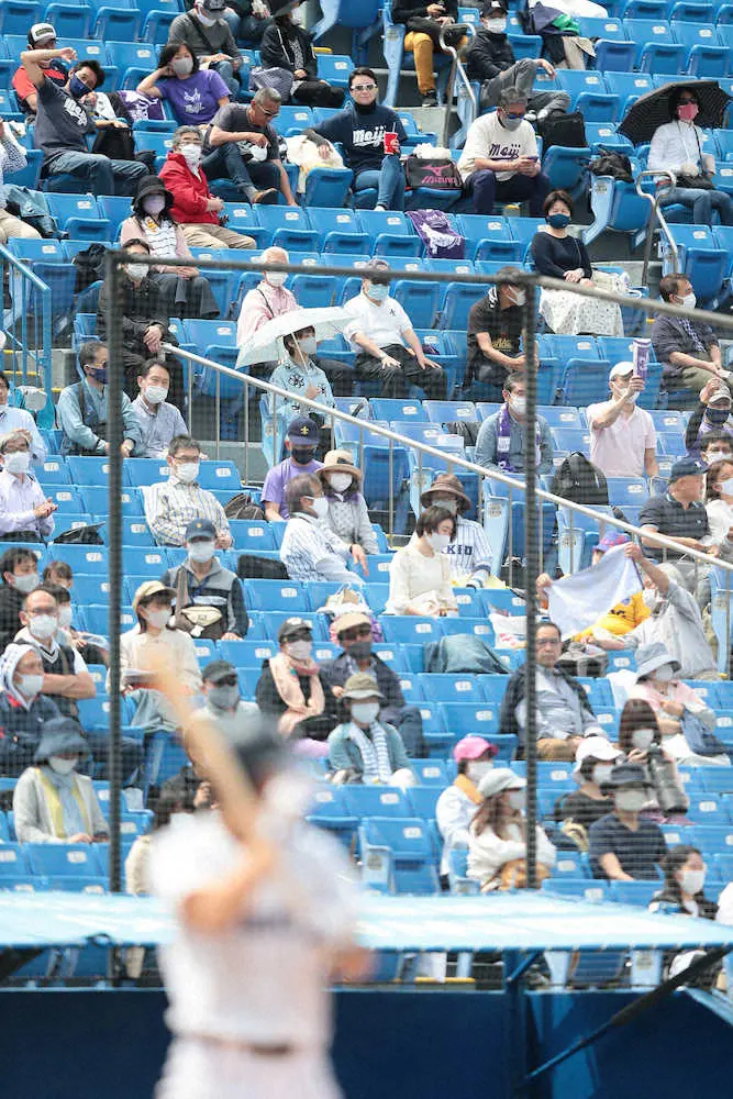 【画像・写真】立大　先発全員安打!16安打10得点快勝　早大・徳山の立ち上がり圧倒