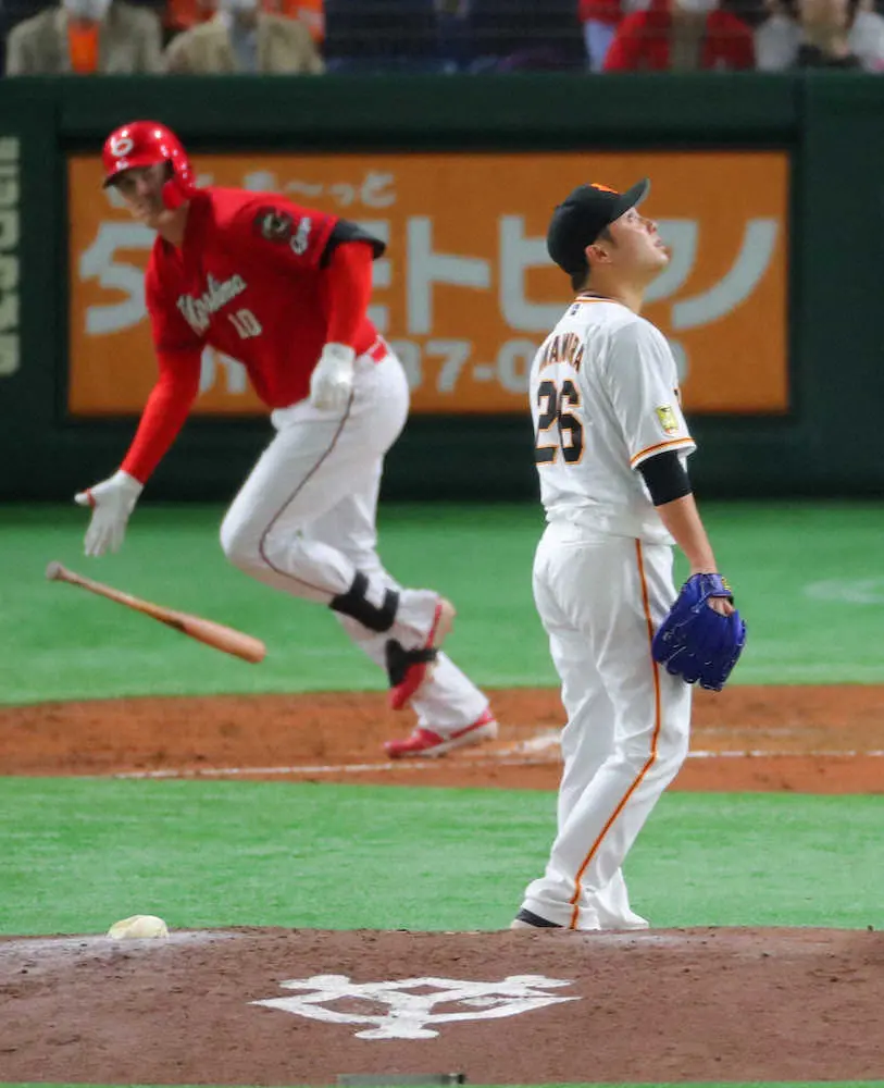 【画像・写真】ダメか…一転、笑顔！広島・クロン　3・31以来の2号弾「ギリギリ入ってくれたね」