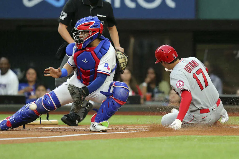 【画像・写真】大谷　打って投げて走ってセーフティバントまで！3年ぶり白星の権利持って降板　100年ぶり偉業も達成