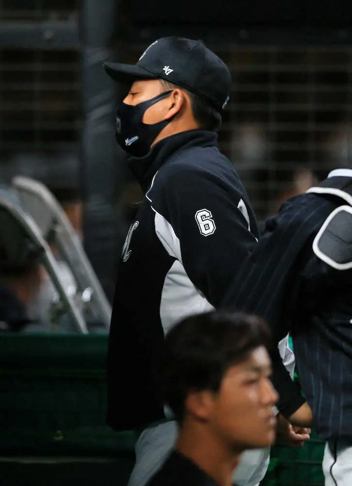 【画像・写真】ロッテ井口監督、打線が西武・上間からわずか1得点「ちょっと、探りにいっちゃった」