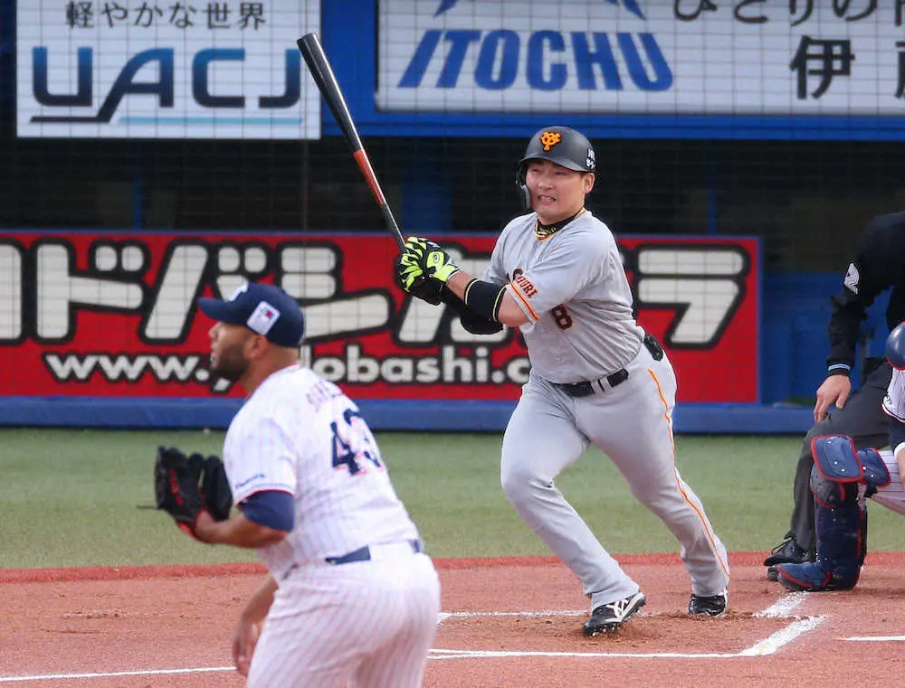 【画像・写真】今夜もまさか…神宮は今夜も初回から“荒れ模様”　33安打飛び交った前夜は14―11で巨人に軍配