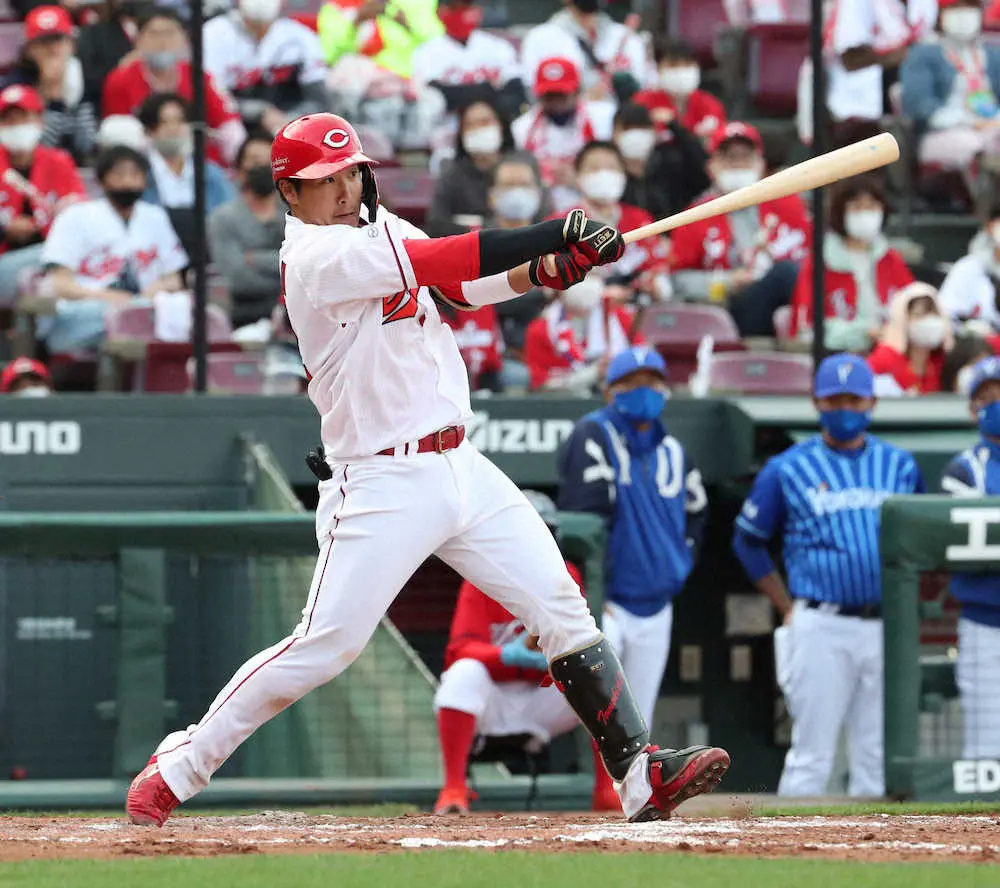 【画像・写真】広島・石原　弟の夢を背負いプロ初適時打！捕手としての後悔は次への反省　記念球は母に「贈りたい」