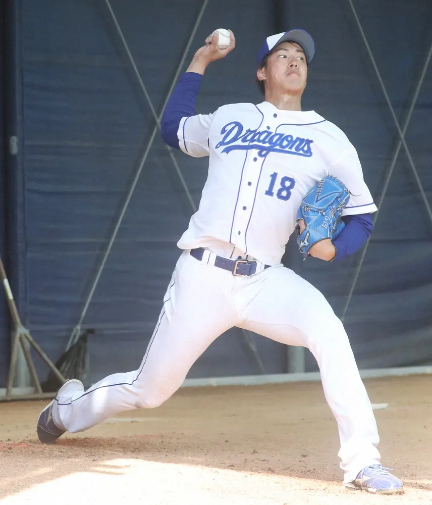 【画像・写真】今季から背番号18となった中日・梅津