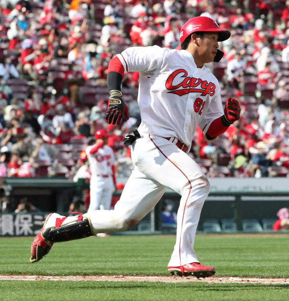 【画像・写真】広島・石原　初マルチに守備では初の二盗阻止も、9回の許盗塁を反省「刺さないといけなかった」