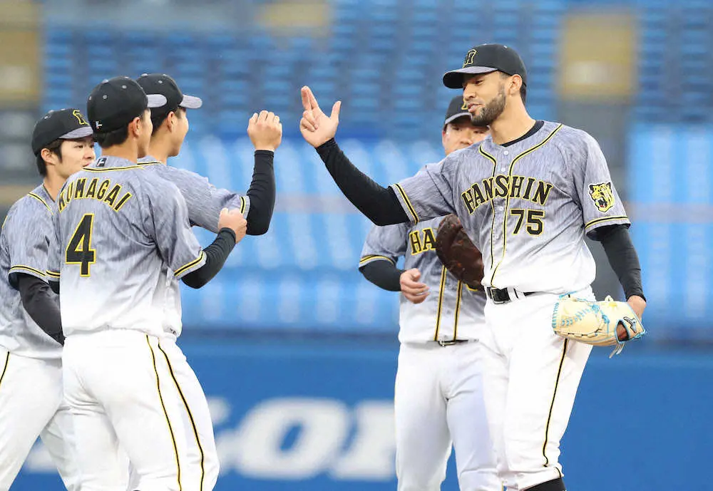 【画像・写真】阪神・スアレス　9回3人斬り！自己最長12戦連続無失点で防御率は驚異の0・64