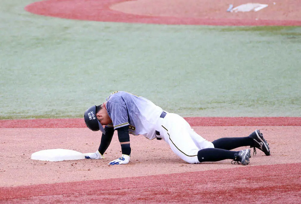 【画像・写真】片岡篤史氏　代打・糸井で阪神が勝負かけた場面でのけん制死　佐藤輝はしっかり反省を