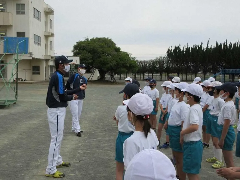 【画像・写真】高橋朋己ライオンズアカデミーコーチはなぜ小学校に