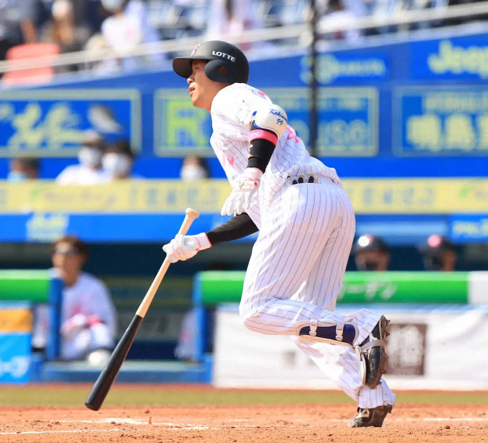 【画像・写真】ロッテ・柿沼“孝行”1号　粘りのリードでもカード勝ち越し貢献
