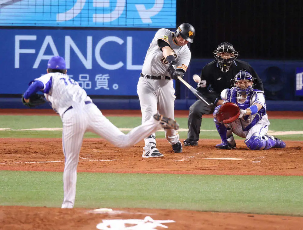 【画像・写真】巨人・スモーク2号　特大5月初本塁打「自分のスイングができた」