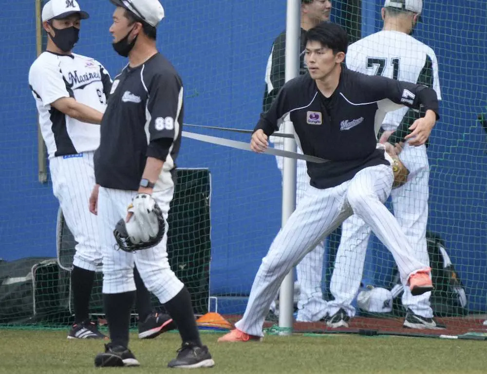 【画像・写真】ロッテ・佐々木朗がZOZOマリンで1軍合流　いよいよ16日デビュー