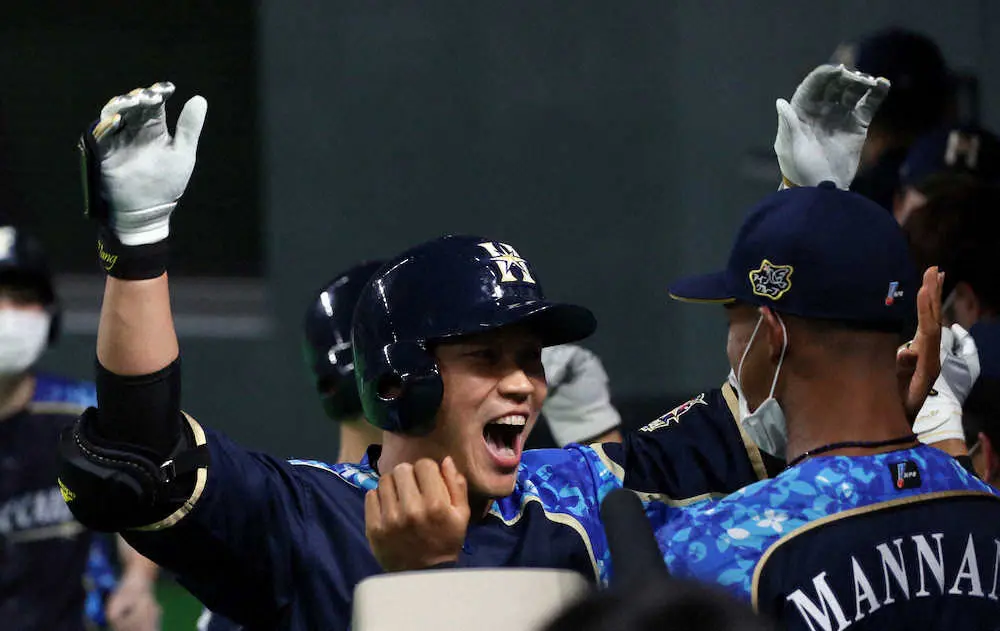 【画像・写真】ソフトB・マルティネス　古巣本拠初勝利に感謝「序盤のリードで楽に」「甲斐も引っ張ってくれた」
