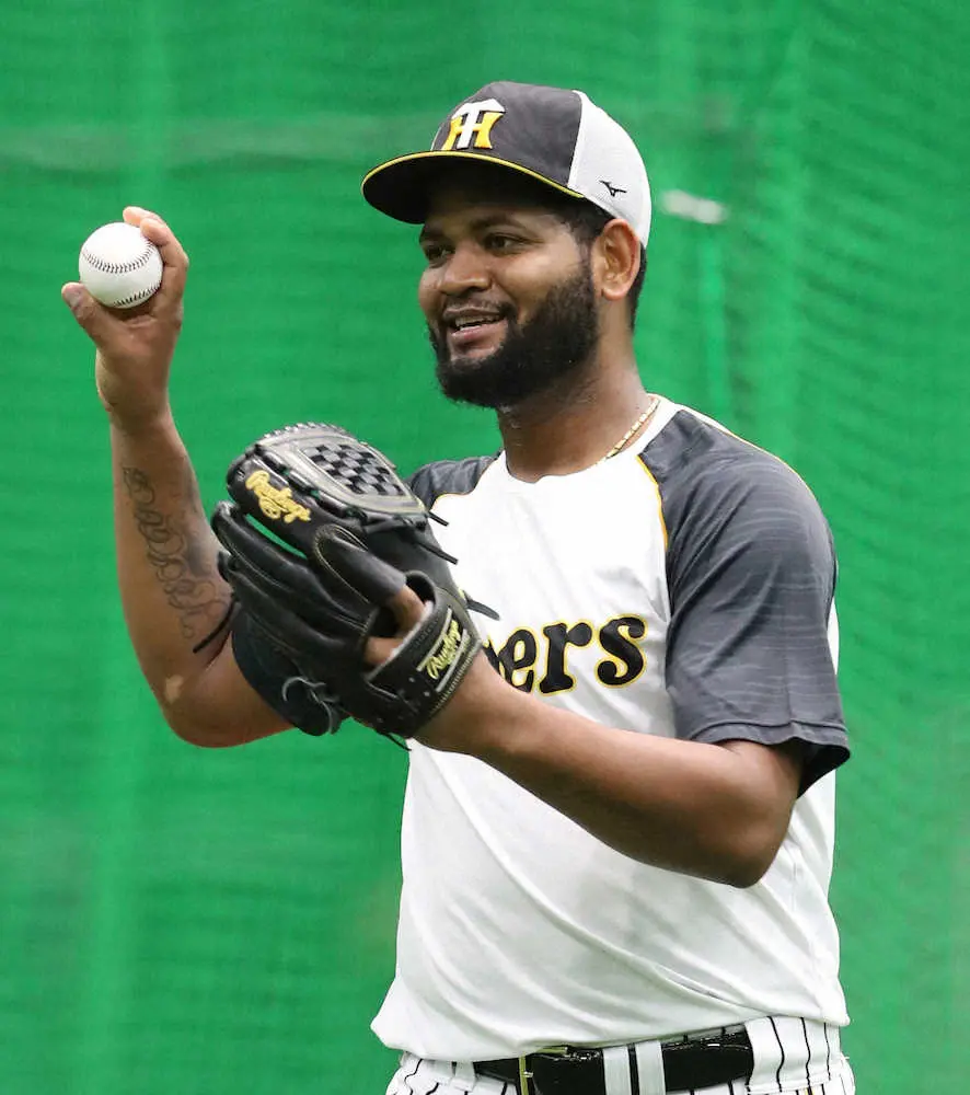 【画像・写真】阪神・アルカンタラ　23日広島戦へ調整　交流戦はガンケルと先発併用も