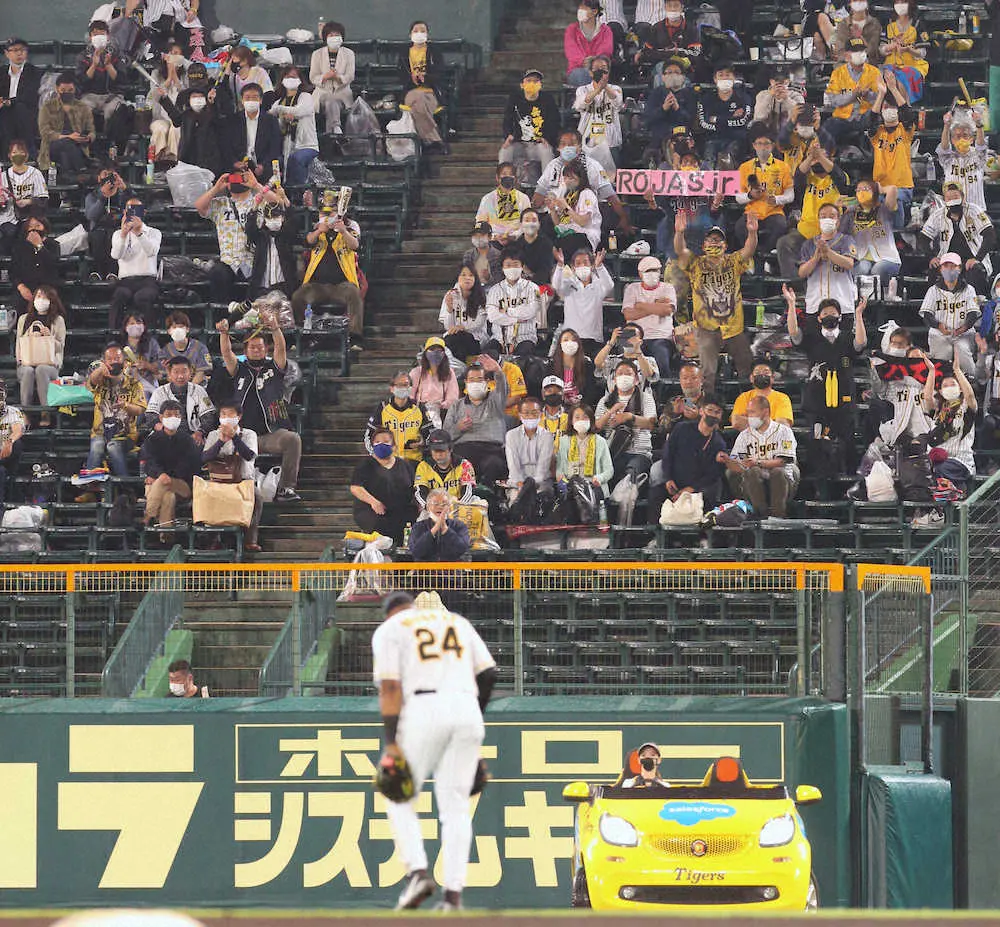 【画像・写真】阪神・ロハスの「逆襲」が始まった　5回の来日1号に続き、6回にも適時打