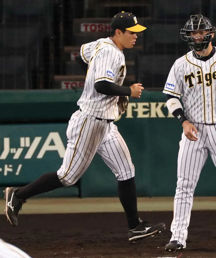 【画像・写真】【内田雅也の追球】掛布、松井、そして佐藤輝…甲子園にいる「神」の存在を知る三塁手たち